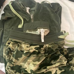 Lularoe Cozy Collection Jax and Bethany